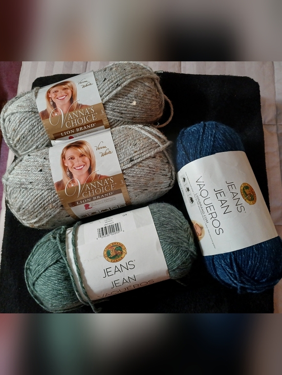 Vanna White/ Jean Vaqueros Other - Lot of Vanna White Jean Vaqueros Multicolor Yarn NEW